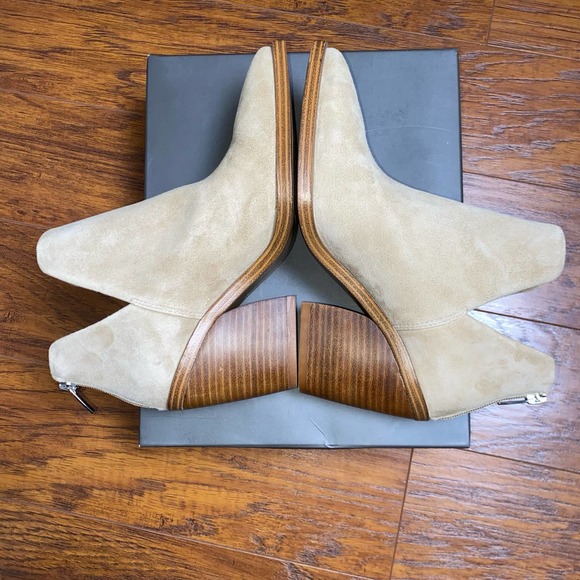 Vince Camuto Gigietta split shaft bootie, 8. NWOT - Picture 3 of 16